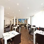 Garner - Ku'damm By Ihg Hotel