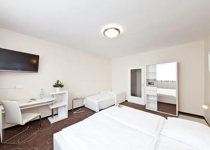 Hotel Garner - Ku'damm By Ihg 3*