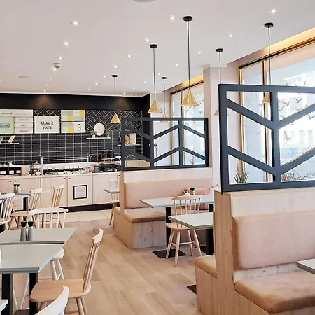 Garner - Ku'damm By Ihg 3* Berlin