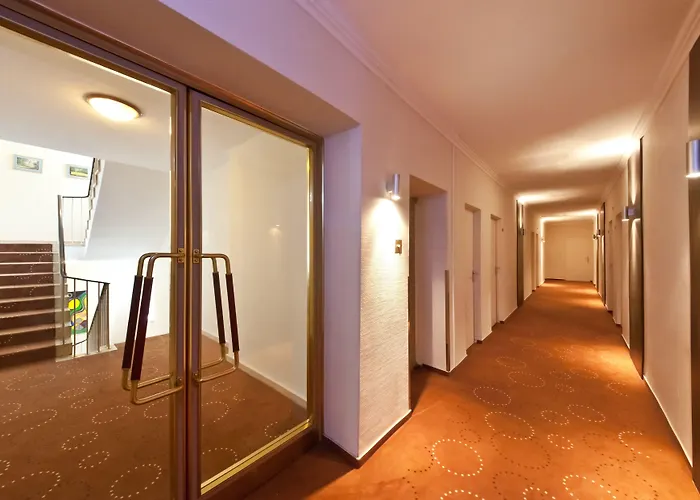 Garner - Ku'damm By Ihg Hotel