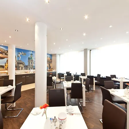 Garner - Ku'damm By Ihg 3*